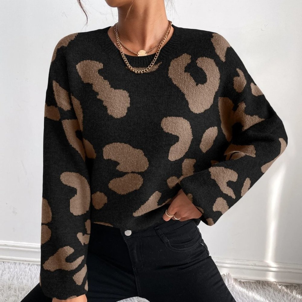 Black Preppy Womens leopard Print Sweater - Picture 4 of 5